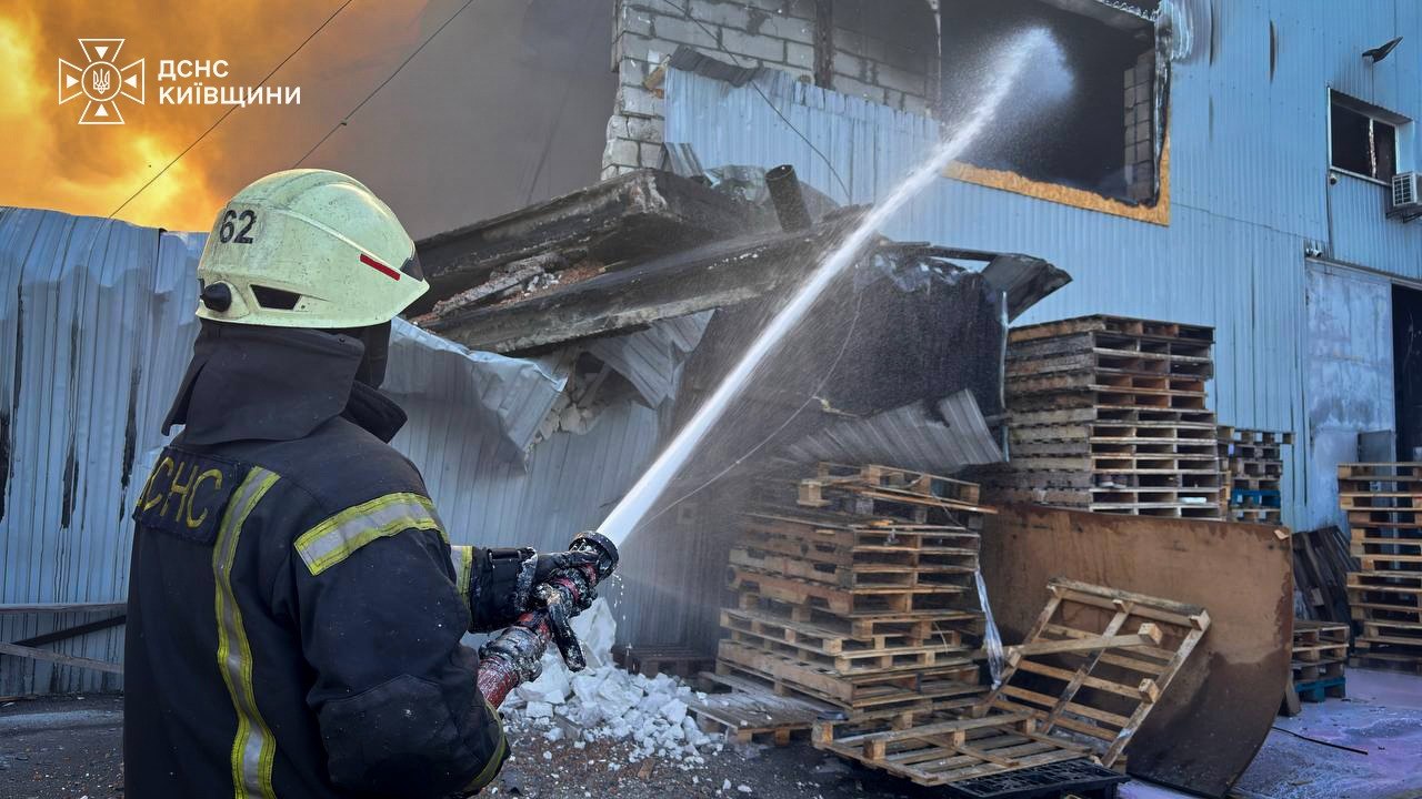 Russia heavily strikes Kyiv, killing one and hitting gas stations, businesses, and store